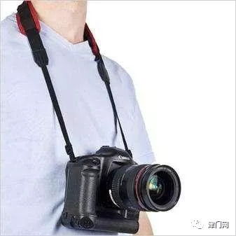 灰卡,反光板,竖拍手柄等等,来看看各种摄影工具的知识吧