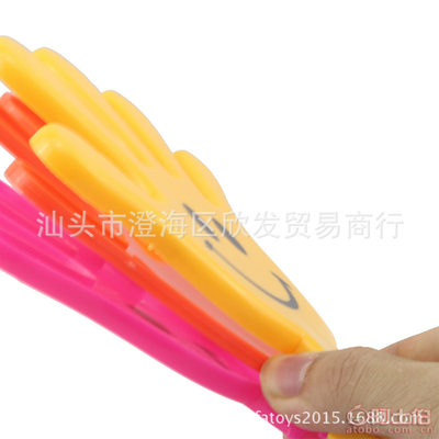 【欣发玩具混批拍手器活动比赛助威道具幼儿园节日小礼品地摊热卖小手拍】汕头市澄海区欣发贸易商行 - 产品库